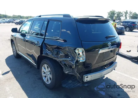 2013 Toyota Highlander Se V6 z USA, uszkodzony, nr VIN 5TDBK3EH8DS211713